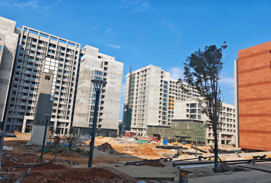 武汉光谷职业学院户外活动场地