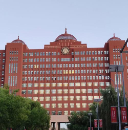 内蒙古大学户外活动场地