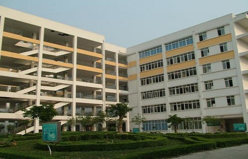 江汉油田职业技术学