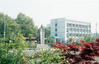 桐乡市第四中学